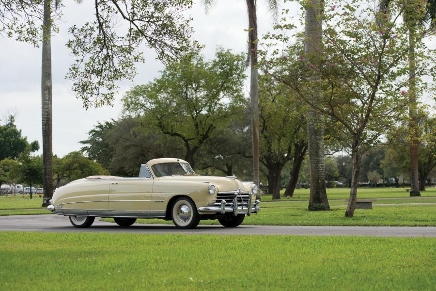  Hudson Custom Commodore Eight Convertible Brougham 1950 года  (фото 2 из 21)